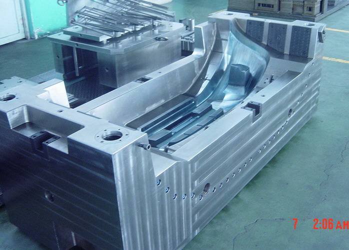汽摩模具